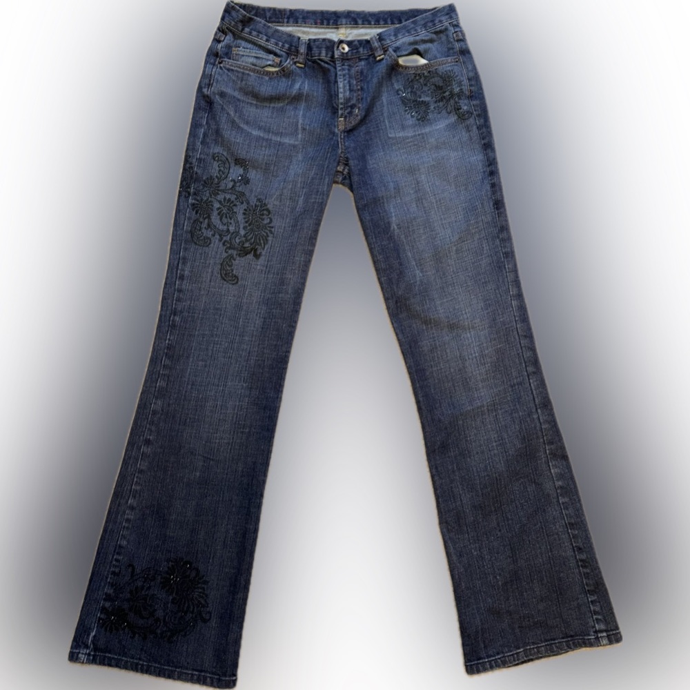 express || X2 denim laboratories - flared / bootcut jeans w rhinestone details